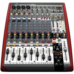 Table de mixage Behringer...