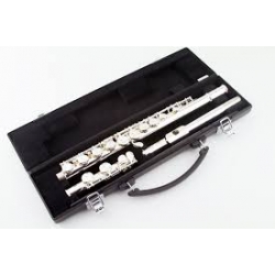 Flûte traversière Yamaha YFL221