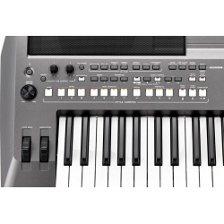 Yamaha PSR-S670 avec adaptateur