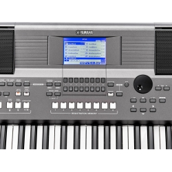 Yamaha PSR-S670 avec adaptateur